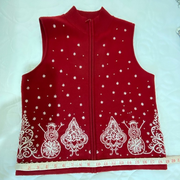 Talbots PM Red Embroidered Merino Wool Holiday Vest - Picture 6 of 9